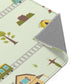 Spielteppich „Zuglandschaft“ von spielzwerg. Nahaufnahme umgeklappte Ecke. RUG-00156-XL, RUG-00156-L.