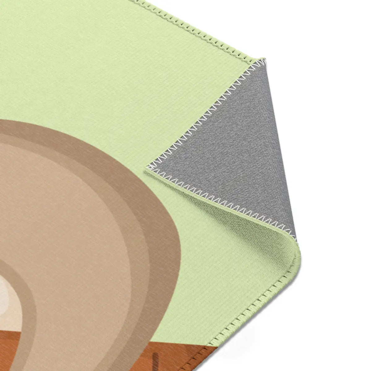 Kinderteppich "Flori Faultier" von spielzwerg. Nahaufnahme umgeklappte Ecke. RUG-00135-XL, RUG-00135-L.