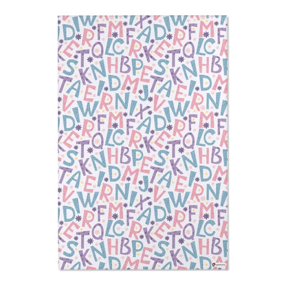 Kinderteppich "Buchstabensalat" von spielzwerg. Frontansicht von vorne.