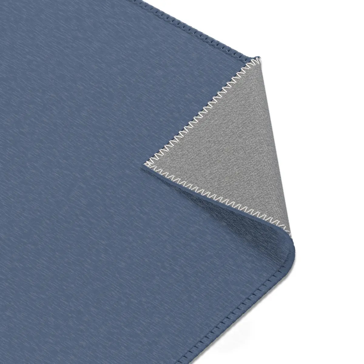 Kinderteppich "Space Bär" von spielzwerg. Nahaufnahme umgeklappte Ecke. RUG-00048-XL, RUG-00048-L.