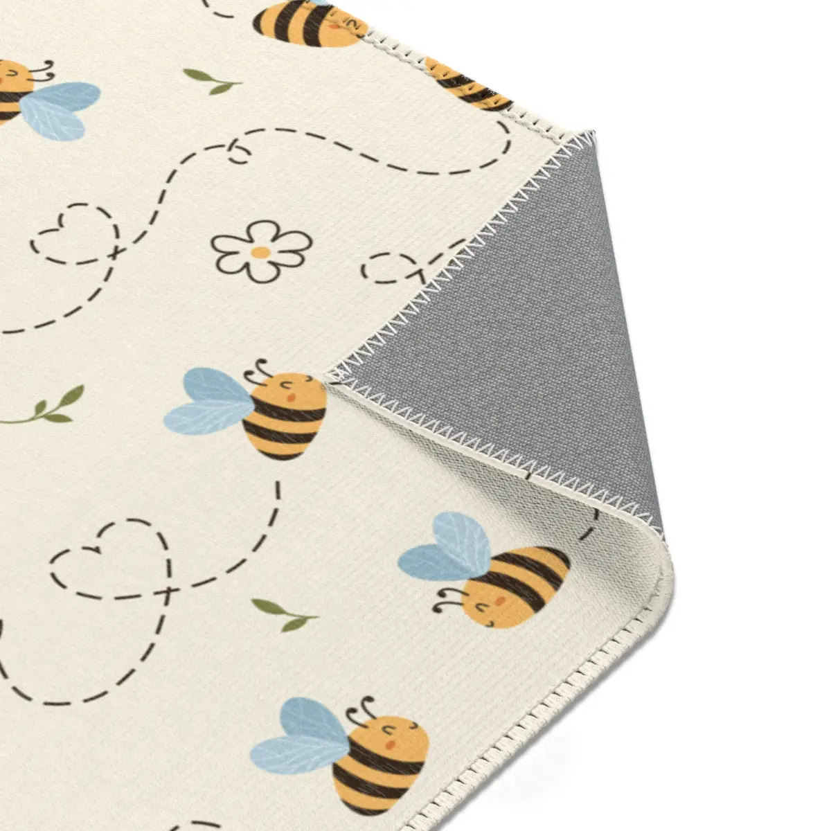 Kinderteppich "Bienchen Summ" von spielzwerg. Nahaufnahme umgeklappte Ecke. RUG-00084-XL, RUG-00084-L.