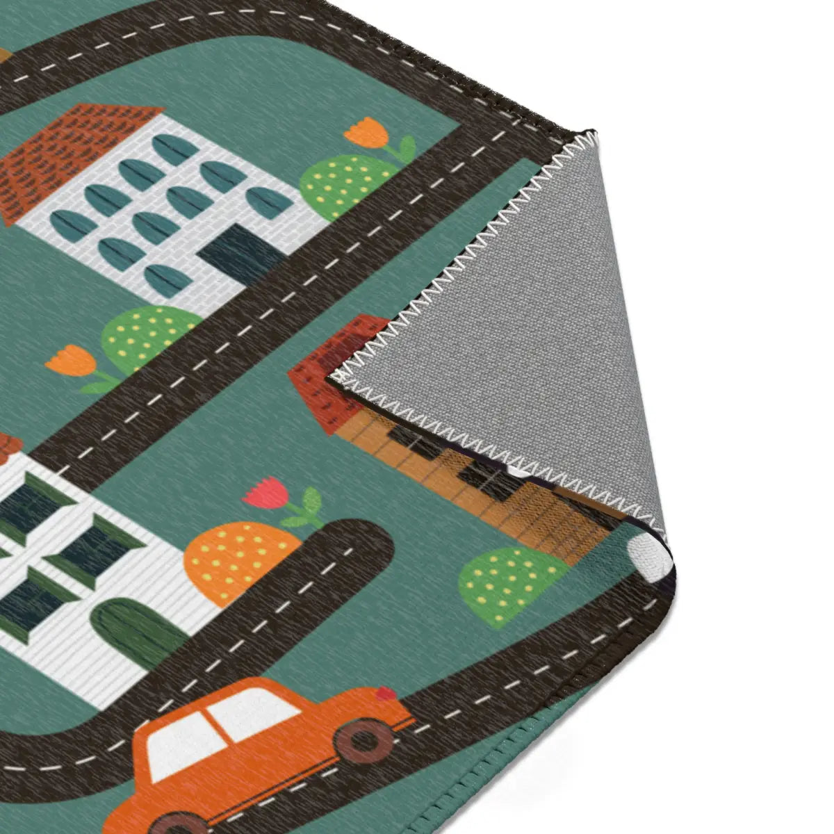 Spielteppich "Schwarzwald" von spielzwerg. Nahaufnahme umgeklappte Ecke. RUG-00197-XL, RUG-00197-L.
