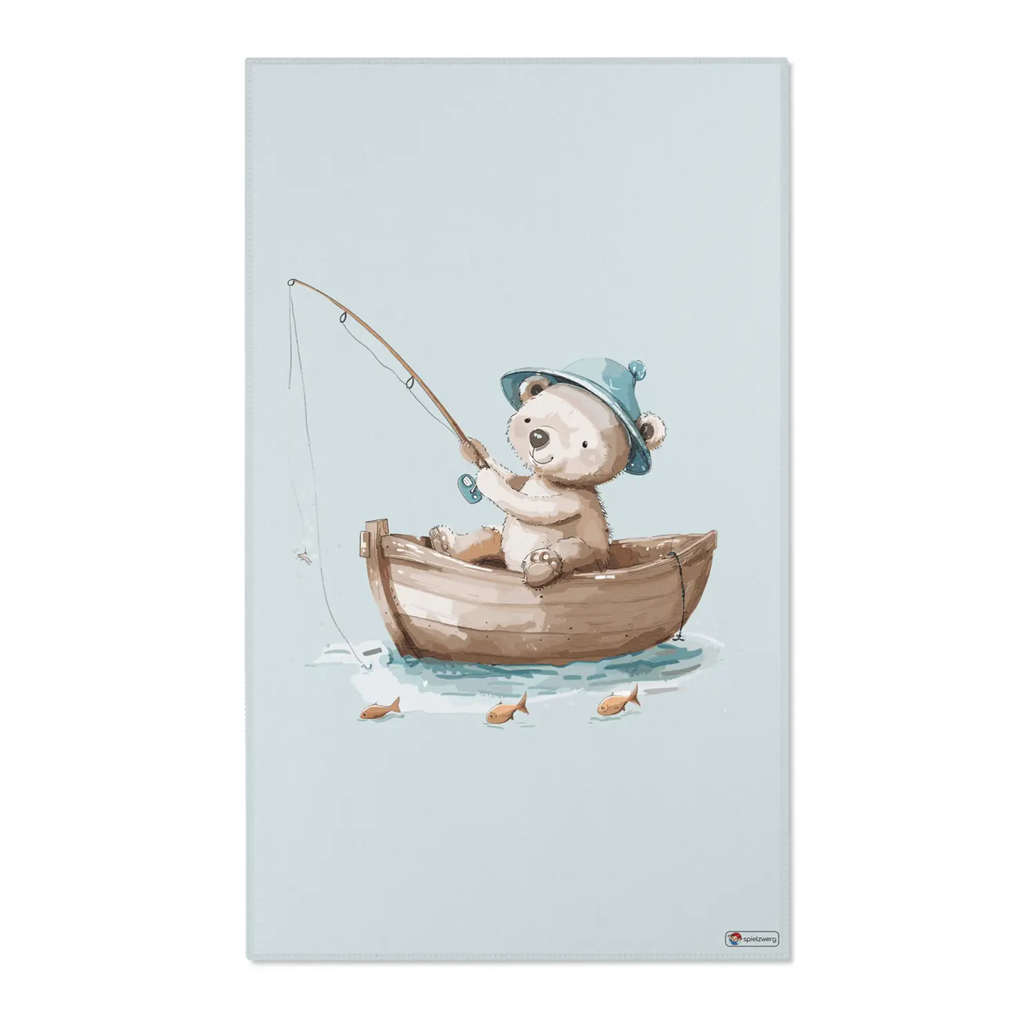 Kinderteppich "Angler-Bär" von spielzwerg. Frontansicht von vorne. Größe L 150x90 cm.