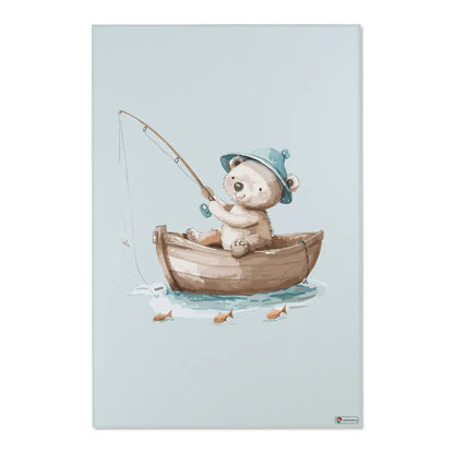 Kinderteppich "Angler-Bär" von spielzwerg. Frontansicht von vorne.