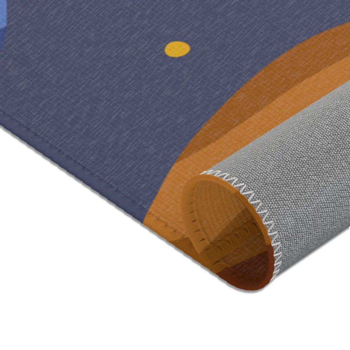 Kinderteppich "Fuchs im All" von spielzwerg. Nahaufnahme gerollt. RUG-00026-XL, RUG-00026-L.